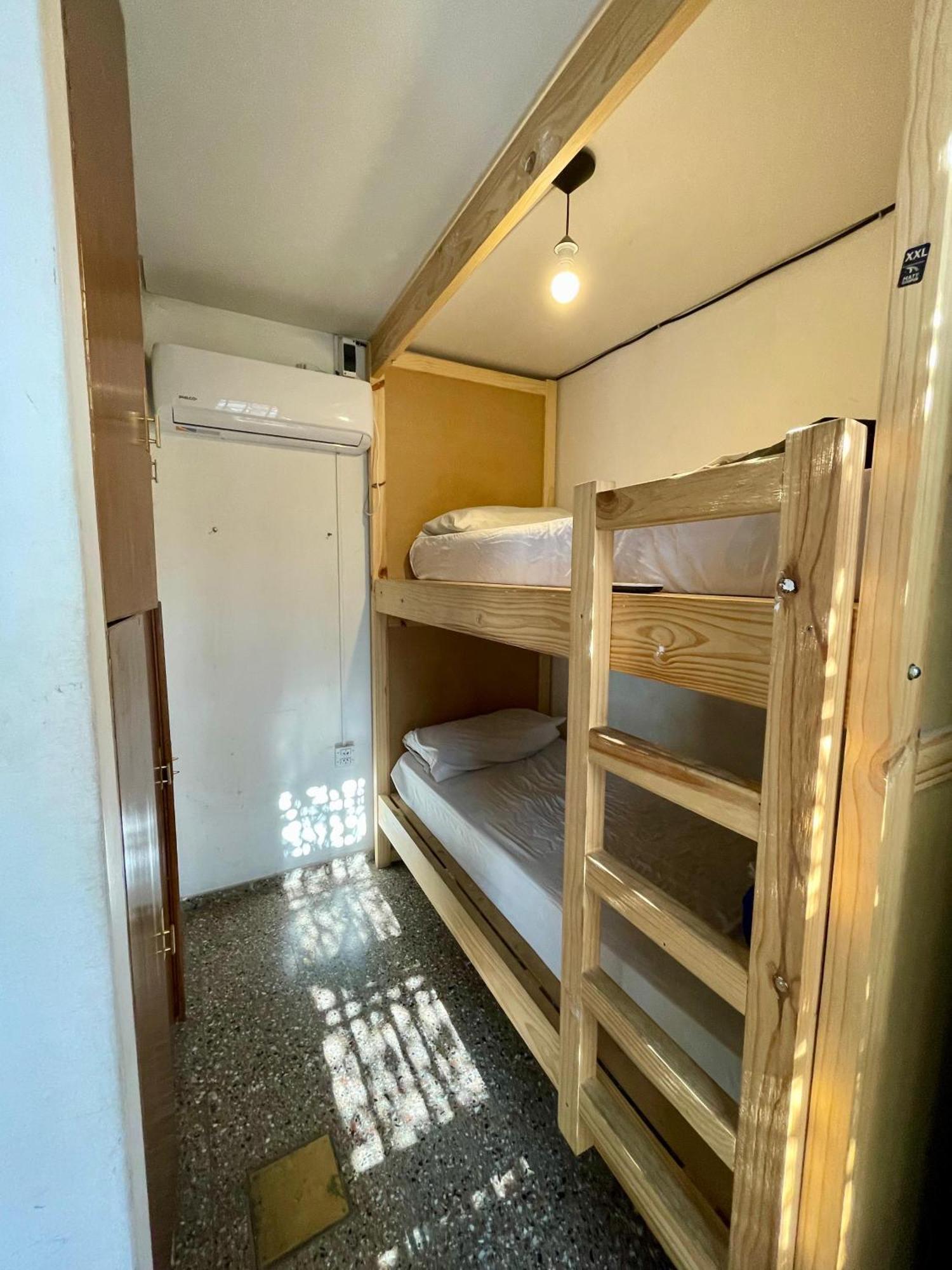 Panda Hostel ميندوزا المظهر الخارجي الصورة
