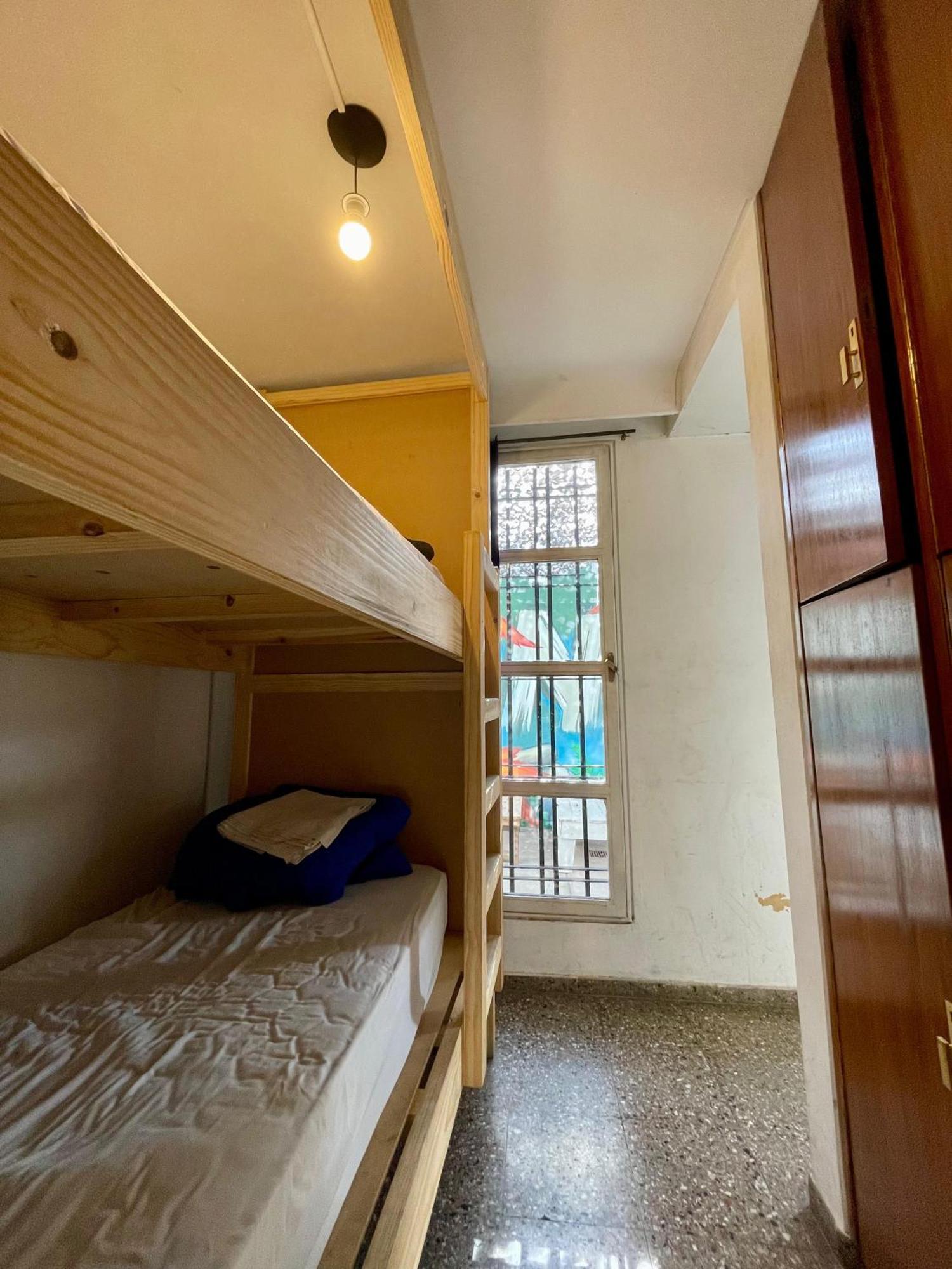 Panda Hostel ميندوزا المظهر الخارجي الصورة